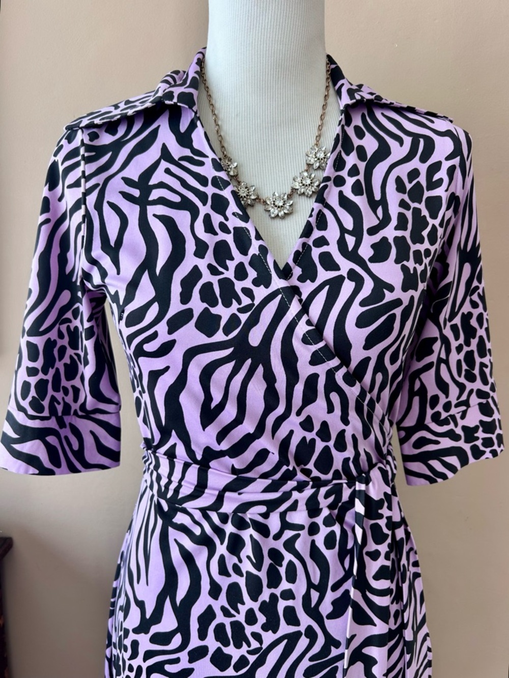 Diane Von Furstenberg Leopard Julie Jeanne 3/4 Sleeve Silk Wrap Dress S - Picture 3 of 11